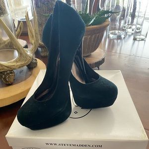 Steve Madden platform stilettos black suede. Size 6